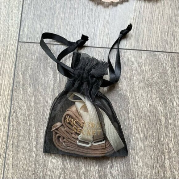 Victoria’s Secret Dream Angels Multi Way Bra Nude Strapless Size 32C - Picture 5 of 13